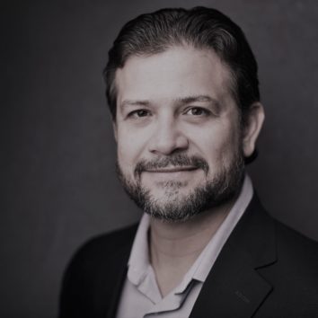 Headshot of Gabriel Escalera