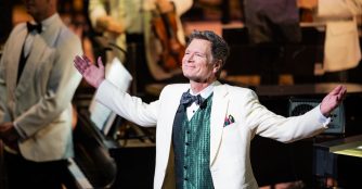 Ernest Richardson on stage at the Omaha Symphony