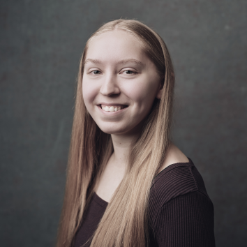 Abigail Gocek Headshot