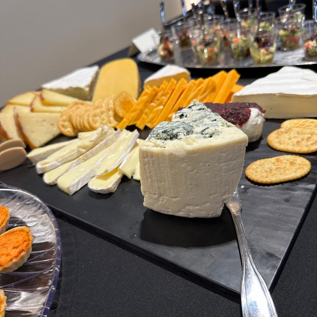 The example of the kind of food that will be provided.